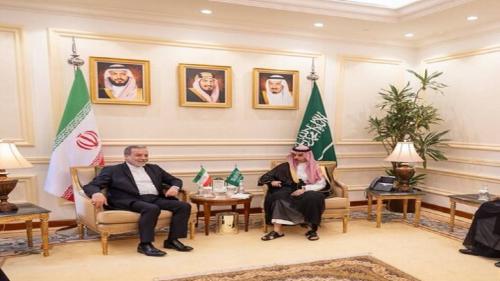 عراقچی با وزیر امور خارجه عربستان دیدار و گفت‌و‌گو کرد 
