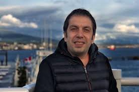 سلفی عباس جمشیدی در کنار رفیق اش آقا مجید