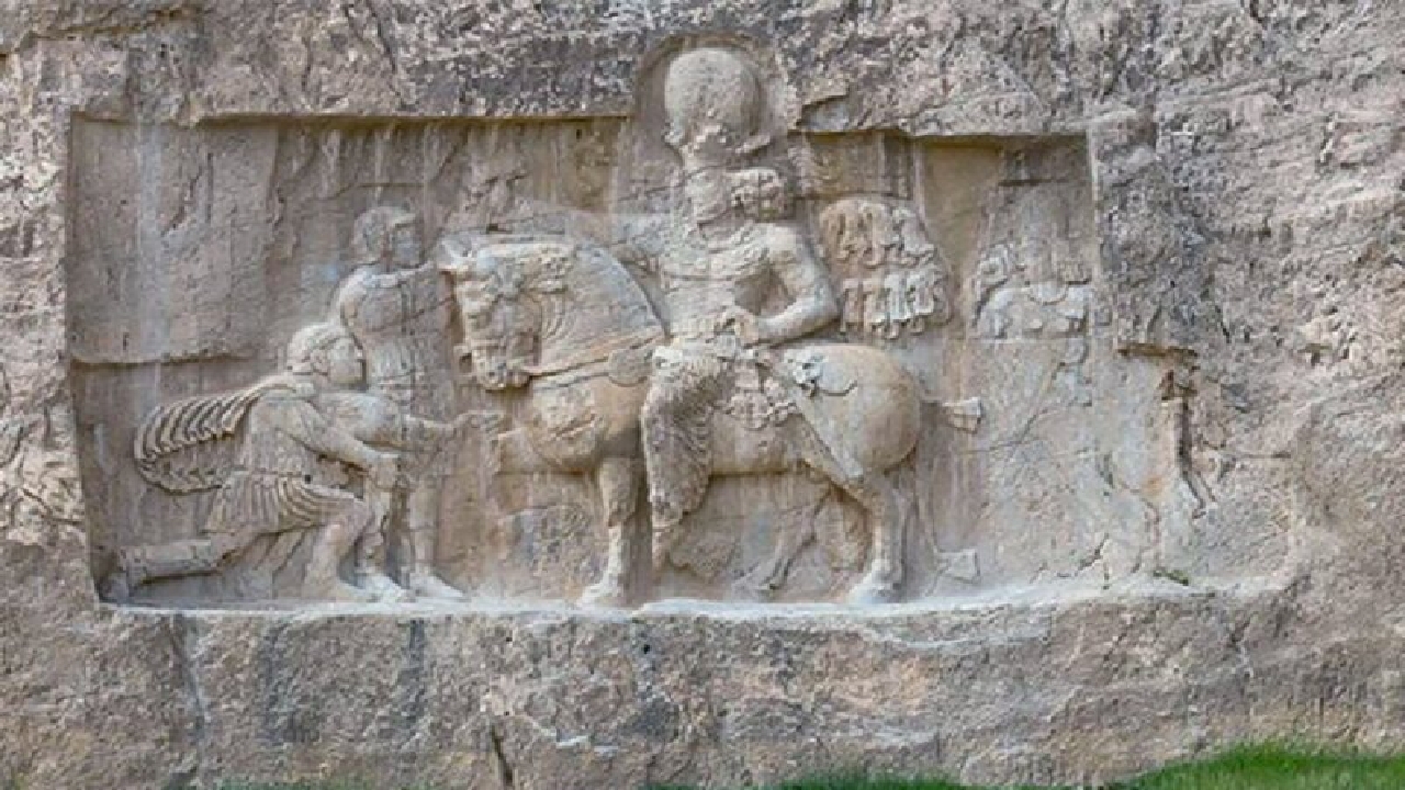 تصویر خبرساز شاپور ساسانی در تهران