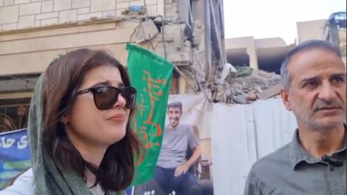 گریه خبرنگار آمریکایی بعد از دیدن منزل شهدای هسته ای ایران گریه خبرنگار آمریکایی بعد از دیدن منزل شهدای هسته ای ایران