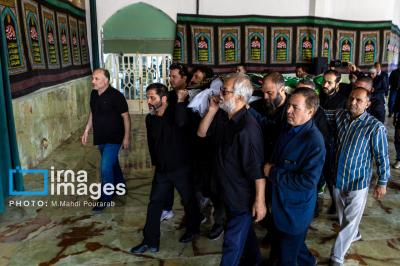 پیکر احمد توکلی تشییع و به خاک سپرده شد