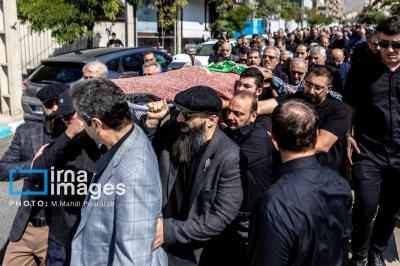 پیکر احمد توکلی تشییع و به خاک سپرده شد
