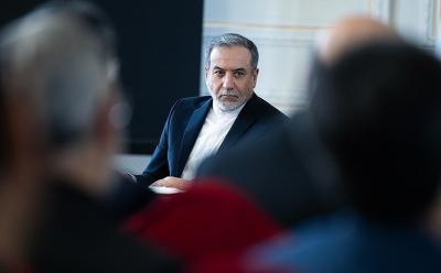  نشست رئیس جمهور با معاونان و مدیران وزارت امور خارجه /عکس