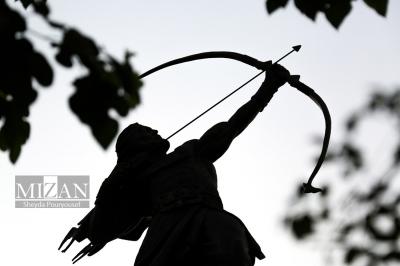  آیین رونمایی از مجسمه آرش کمانگیر / عکس