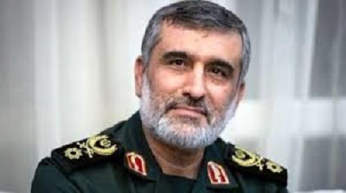 تصویری از سردار شهید حاجی زاده در راهپیمایی اربعین