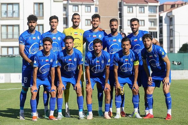 اقدام اشتباه هلدینگ به آبی‌ها ضربه می‌زند