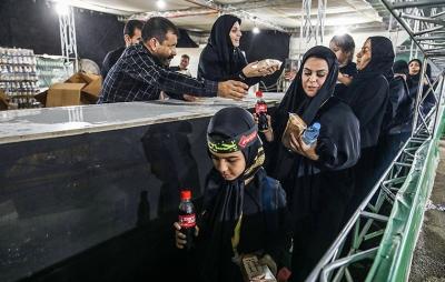  عبور زائران اربعین حسینی از مرز شلمچه /عکس