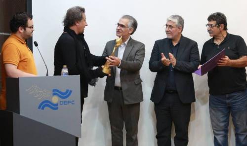 فیلم «آخرین کوسه نهنگ» پرافتخارترین مستند محیط‌زیستی ایران شد