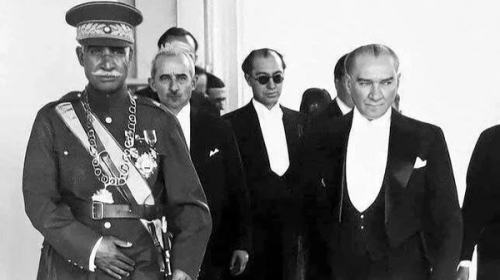 وقتی رضاشاه خاک ایران را به بهای لبخند آتاتورک بخشید+عکس