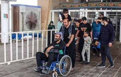  بازگشت زائران اربعین حسینی از مرز مهران /عکس