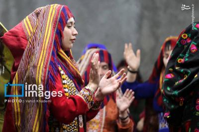 ابریشم بافی درجرگلان