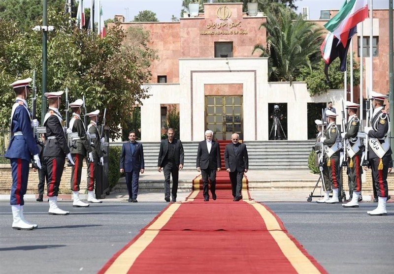 عارف عازم قرقیزستان شد 