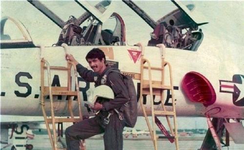 شهید خالد حیدری اولین شهید خلبان دفاع مقدس