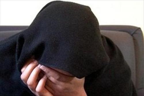 شگرد دختر جوان برای اخاذی از پسران‌جوان/خانواده پسرها ۱۰۰میلیون تومان دادند تا او شکایتش را پس بگیرد!