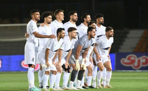 سنت سه گل زدن به استقلال 