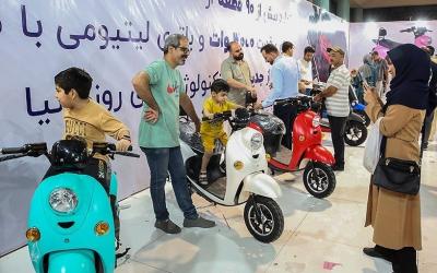 بیست‌وپنجمین نمایشگاه تخصصی خودرو  /عکس 