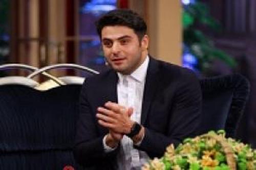 ولخرجی مهران مدیری برای فولکس قورباغه‌ای 