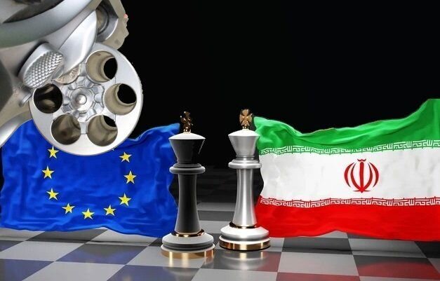 پرهیز از سیاست پرهزینه  یا بازی در نقش مهره پیاده دشمن؟!