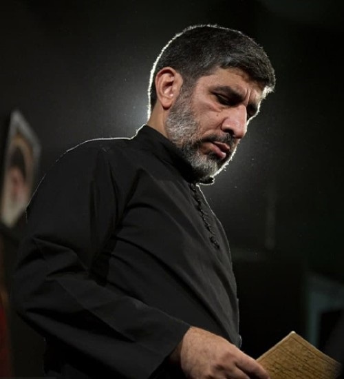 فیلم/ مدیحه خوانی مهدی سلحشور در شب میلاد رسول الله(ص) در حرم رضوی