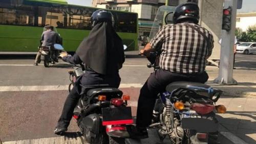  رانندگی بدون گواهینامه جرم است