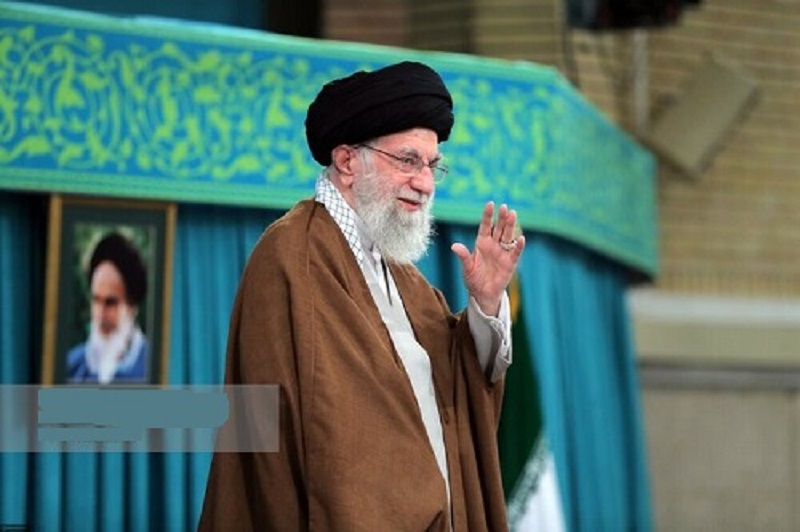  بمب هسته‌ای نداریم و نخواهیم داشت/ ایرانیان در مقابل دشمن یک مشت پولادین هستند
