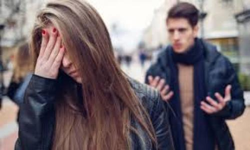 ۱۳ دروغی که زوج‌ها برای حفظ آرامش می‌گویند 