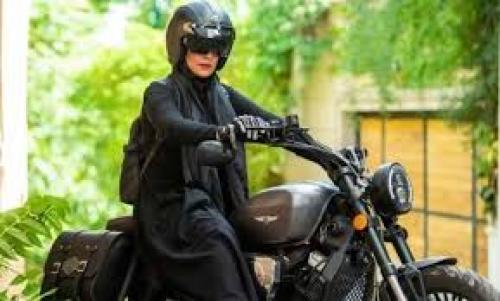 موتورسواری بانوان سوژه‌ ی داغ رسانه‌ ای