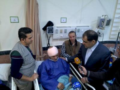 عکس/ عیادت وزیر بهداشت از مجروحان سامرا 