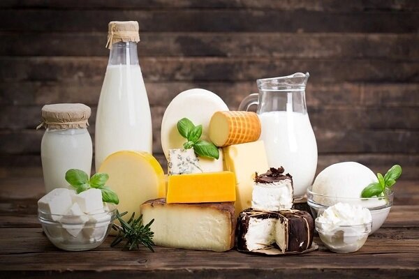 زنان باردار لبنیات فله ای مصرف نکنند
