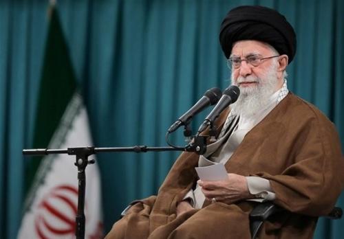  پیام تسلیت امام خامنه‌ای به آیت‌الله‌العظمی سیستانی 
