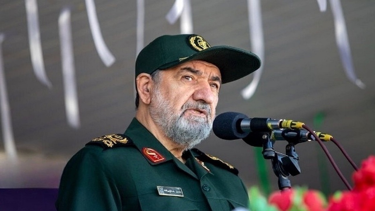 دنبال گمانه‌زنی درباره جنگ نباشید 