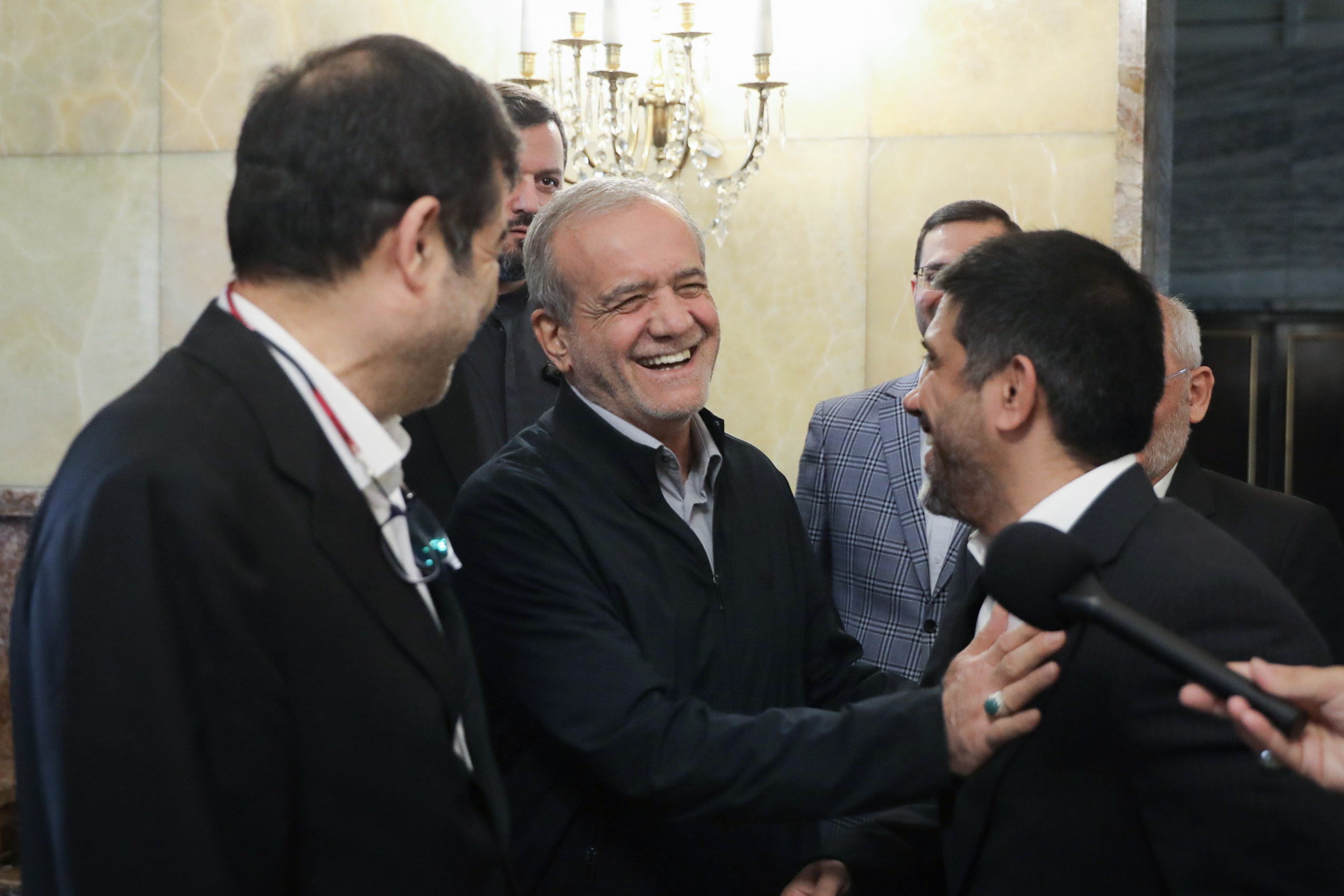 دیدارقهرمانان کشتی فرنگی وآزاد بارئیس جمهور دیدارقهرمانان کشتی فرنگی وآزاد بارئیس جمهور