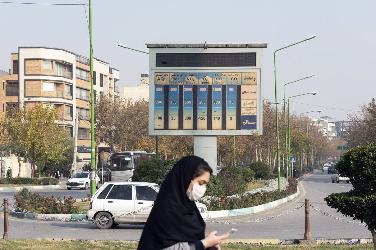 هوای تهران همچنان ناسالم است؛ یک ایستگاه در وضعیت قرمز