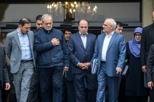 چه کسی ازقطاردولت پیاده می شود