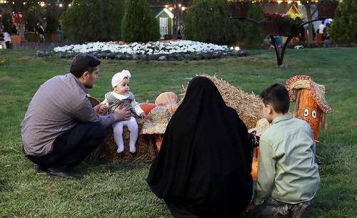 جشنواره «طعم و رنگ پاییز» در «باغ مشهد»ا