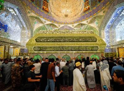گل آرایی ضریح امیرالمومنین گل آرایی ضریح امیرالمومنین