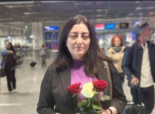 نیکا دختری که به خاطر مادرش خودکشی کرد!+عکس