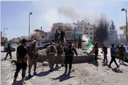 درگیریهای شدید میان نظامیان جولانی در شمال سوریه درگیریهای شدید میان نظامیان جولانی در شمال سوریه