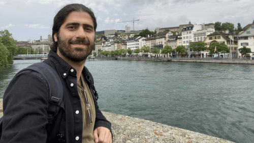 ۶۷۰ میلیون در ماه» را رها کرد و به ایران بازگشت  ۶۷۰ میلیون در ماه» را رها کرد و به ایران بازگشت