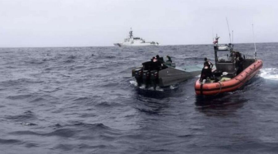 سه حمله آمریکا به قایقهای بی دفاع در اقیانوس آرام با ۱۴ کشته  سه حمله آمریکا به قایقهای بی دفاع در اقیانوس آرام با ۱۴ کشته