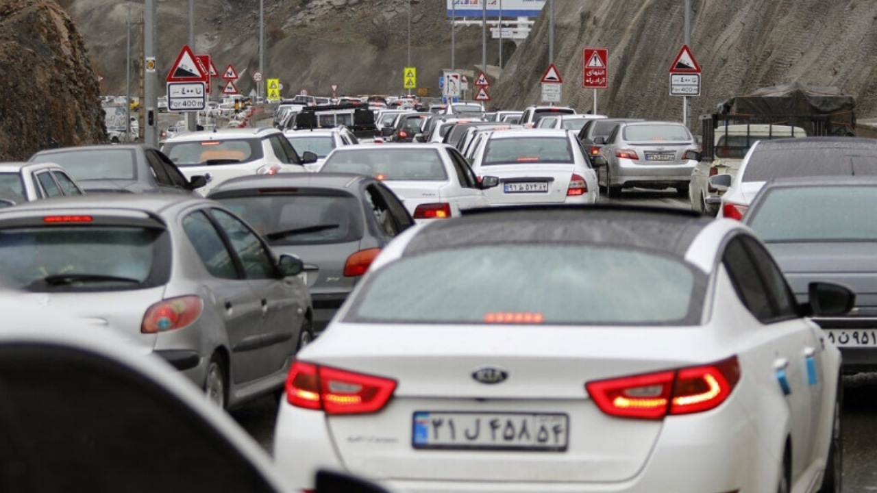 جاده چالوس یکطرفه شد/ محدودیتهای جدید از سوی پلیس راه فراجا اعلام شد جاده چالوس یکطرفه شد/ محدودیتهای جدید از سوی پلیس راه فراجا اعلام شد