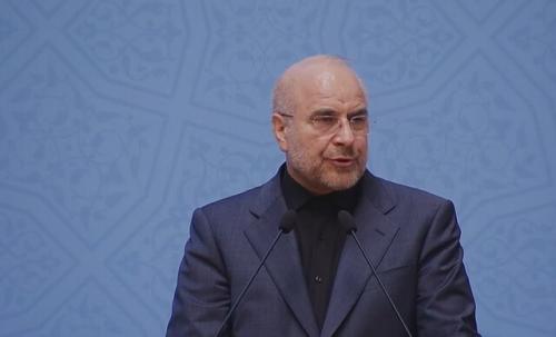 نه تسلیم می‌شویم و نه به اسارت در می‌آییم