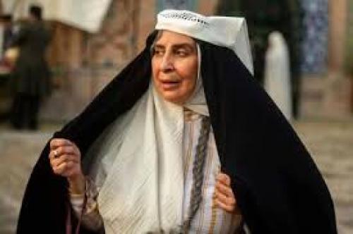  چهره بدون آرایش این دو بازیگر زن در اتاق گریم