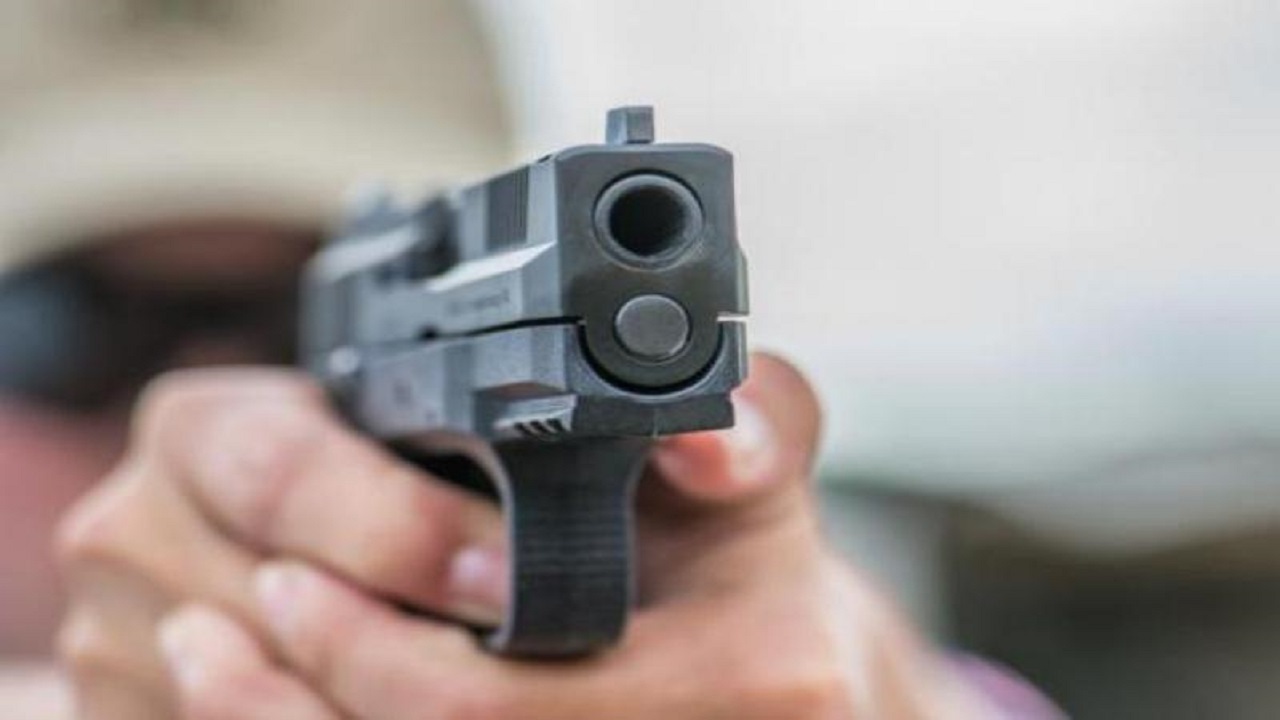  اعترافات جالب سارق سابقه‌دار پس از تعقیب و گریز مسلحانه در قم/فیلم