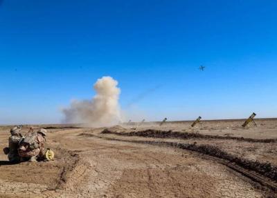 مانور پهپادی یگان سجیل با حضور فرمانده کل سپاه / عکس