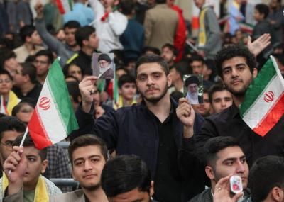 دیدار هزاران دانش‌آموز و دانشجو با رهبر انقلاب /عکس