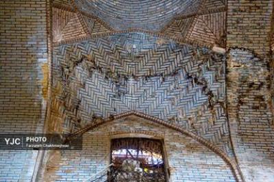 رد دود بر پیکر بازار وکیل شیراز 