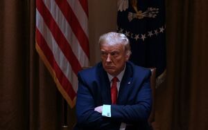 پشت پرده یک نفوذ اطلاعاتی در کاخ سفید