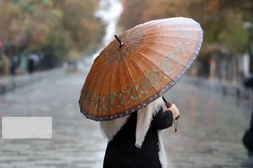 مناطق شمالی تهران بارانی می‌شود