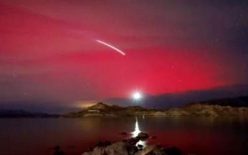  شفق قطبی در لاس وگاس 